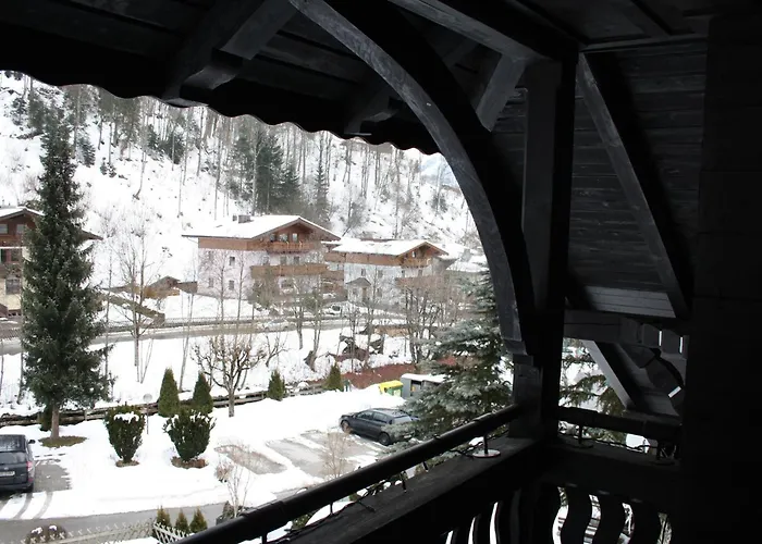 Villa In Zell Am See Near Lake