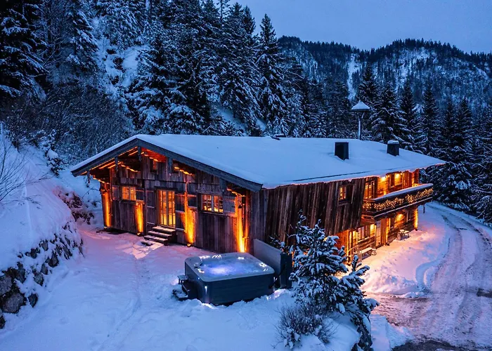 Chaletwk - Luxury Old Wood Mountain Chalet In A Sunny Secluded Location With Gym, Sauna & Whirlpool